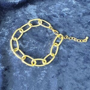 5/$25 Gold Large Chain Loop Bracelet